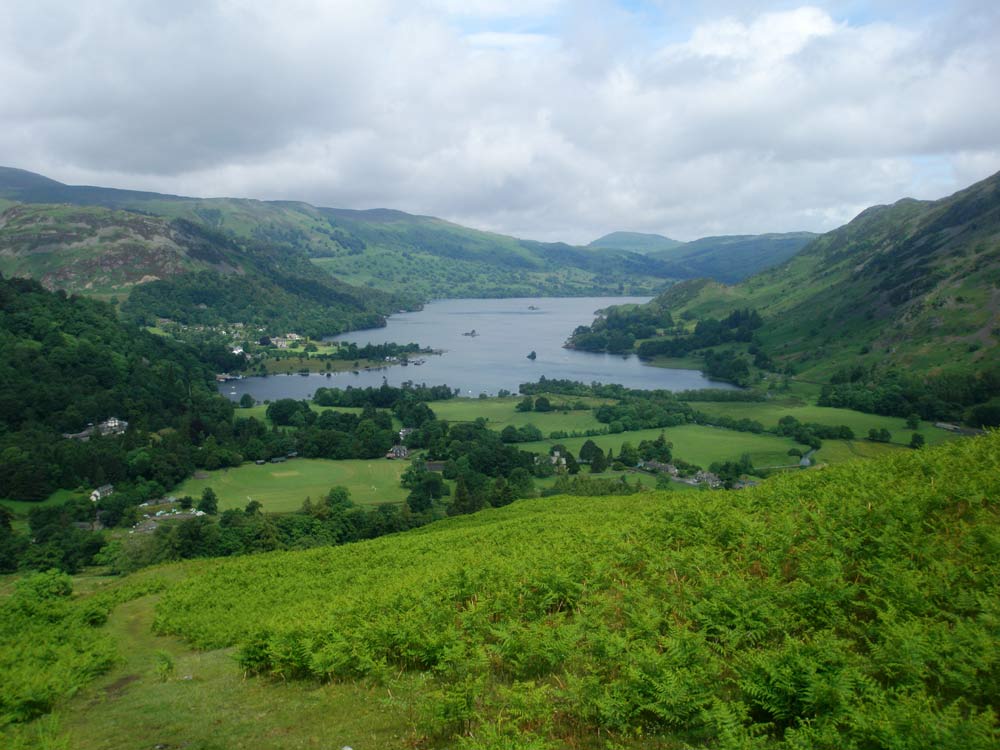 Ullswater from the path up Arnisong Crag